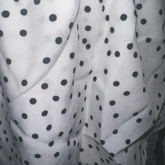 $6 POLKA DOT DRESS. NEW WITHOUT TAGS. SIZE MED. $6 IF BUNDLED - Picture 11 of 11
